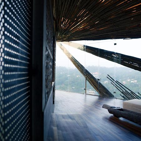 The Ledge By Bloobuck Villa Pirmed Exterior photo