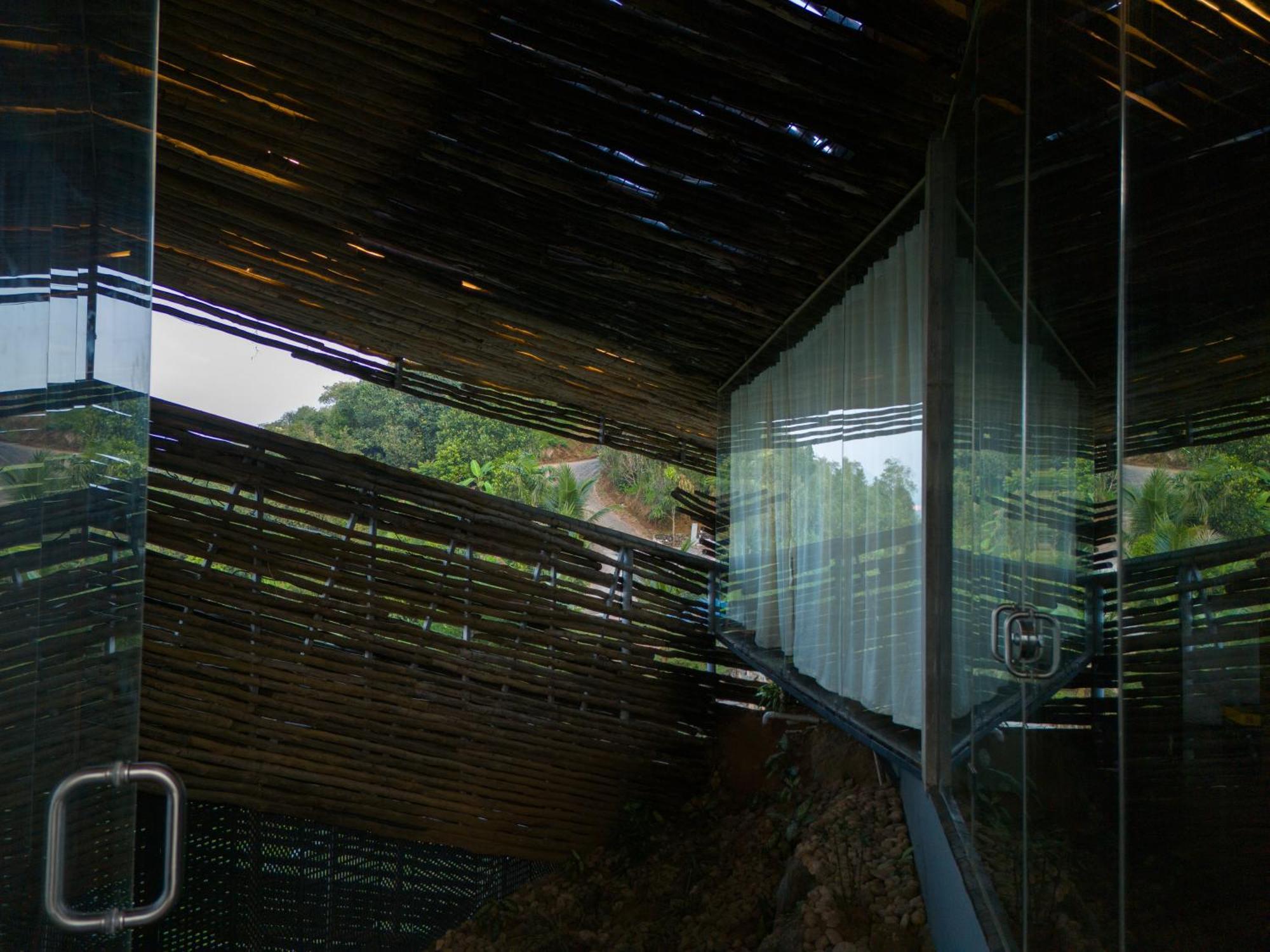 The Ledge By Bloobuck Villa Pirmed Exterior photo